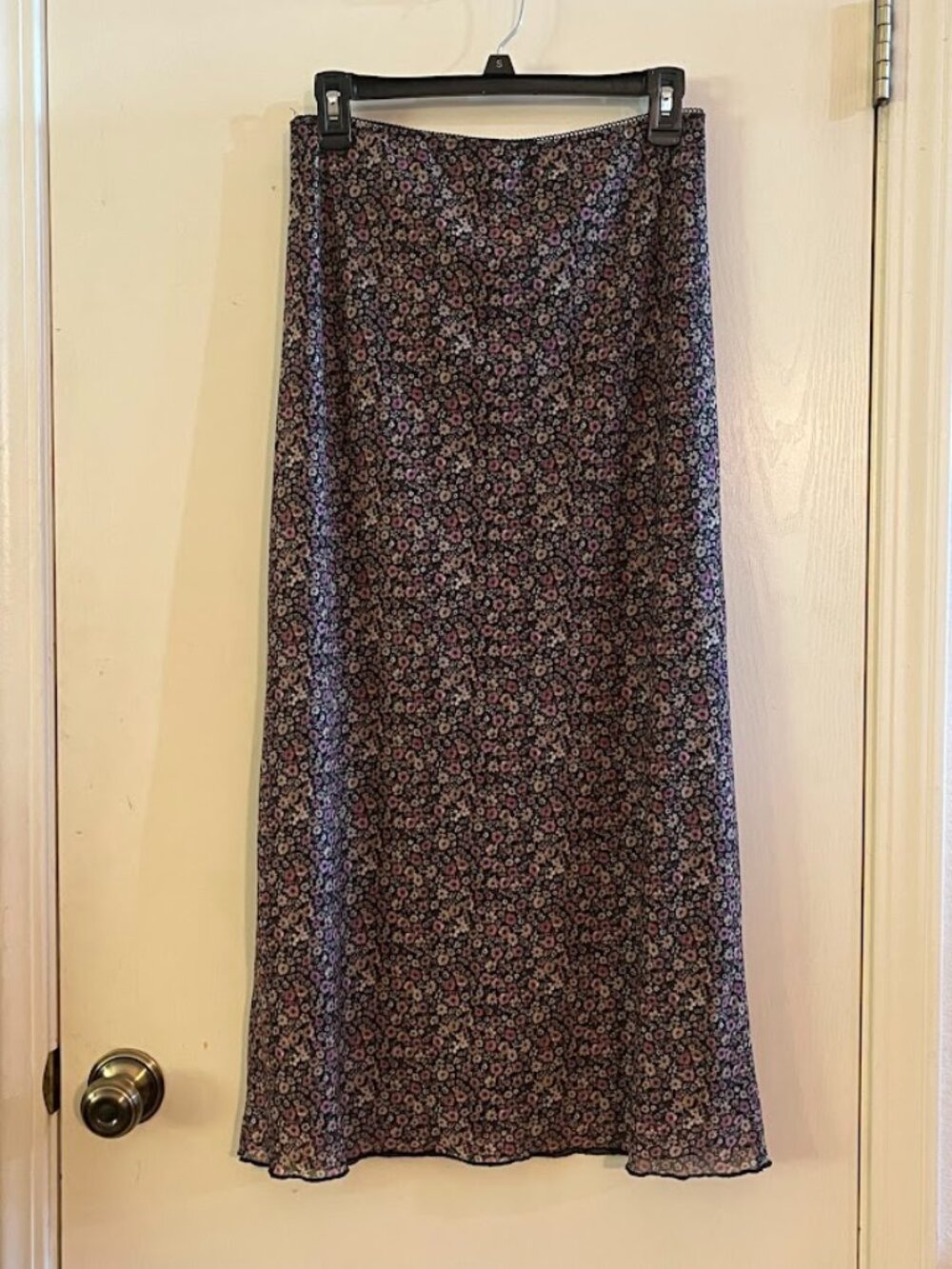 RSQ Ditsy Floral Maxi Skirt Women's Small Black Pink Lined